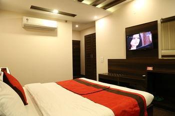 Oyo Rooms Housing Board Chowk Manimajra Chandigarh Bagian luar foto