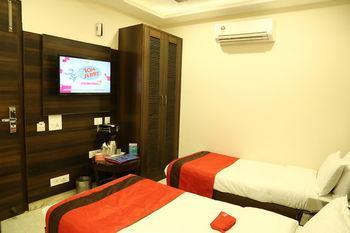 Oyo Rooms Housing Board Chowk Manimajra Chandigarh Bagian luar foto